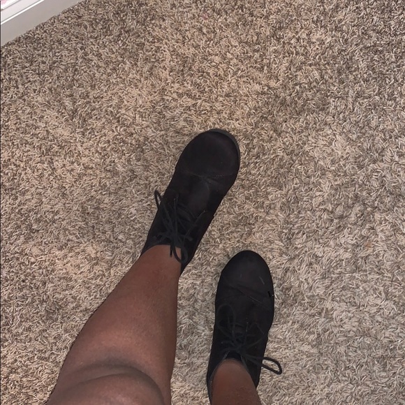 Booties 💕 - Picture 2 of 6